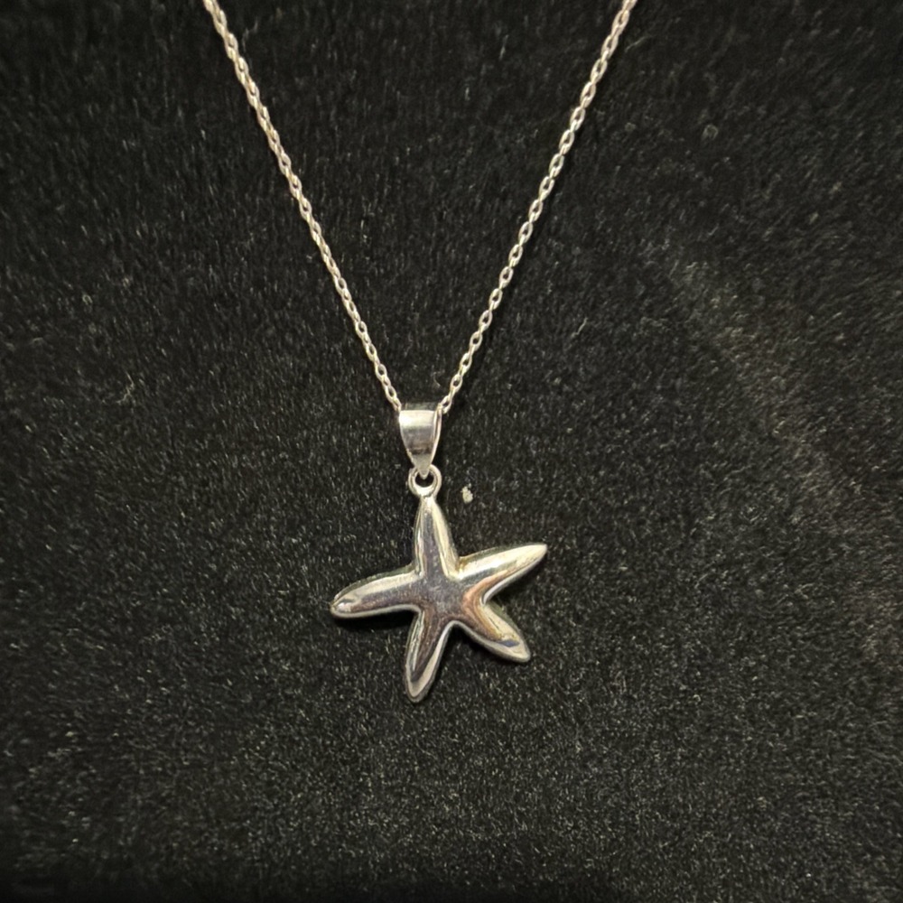 VTG 925 Sterling Silver Starfish Necklace 16"